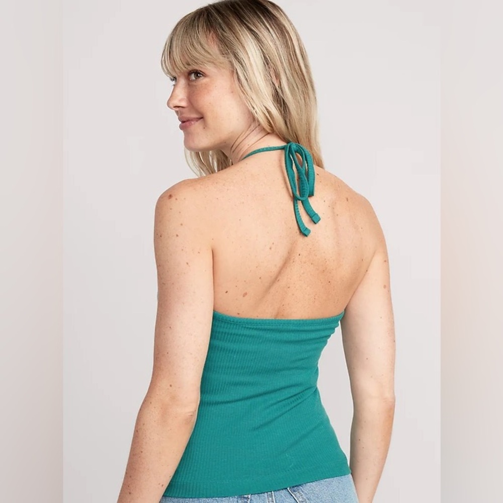 NWT Ribbed Halter Top - Picture 2 of 4